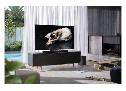 SAMSUNG QN82Q800TAFXZA 82" Class HDR 8K UHD Smart QLED TV